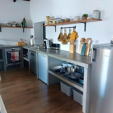 Mini Avec Piscine A 50m De La Plage ! *