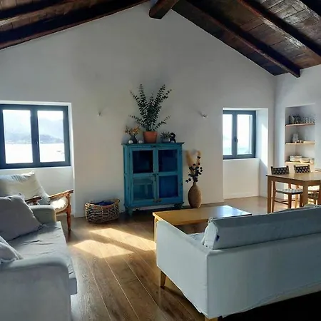 Mini Avec Piscine A 50m De La Plage !